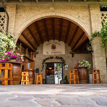 Agriturismo Isola Augusta 팔라쫄로델로스텔라 외부 사진