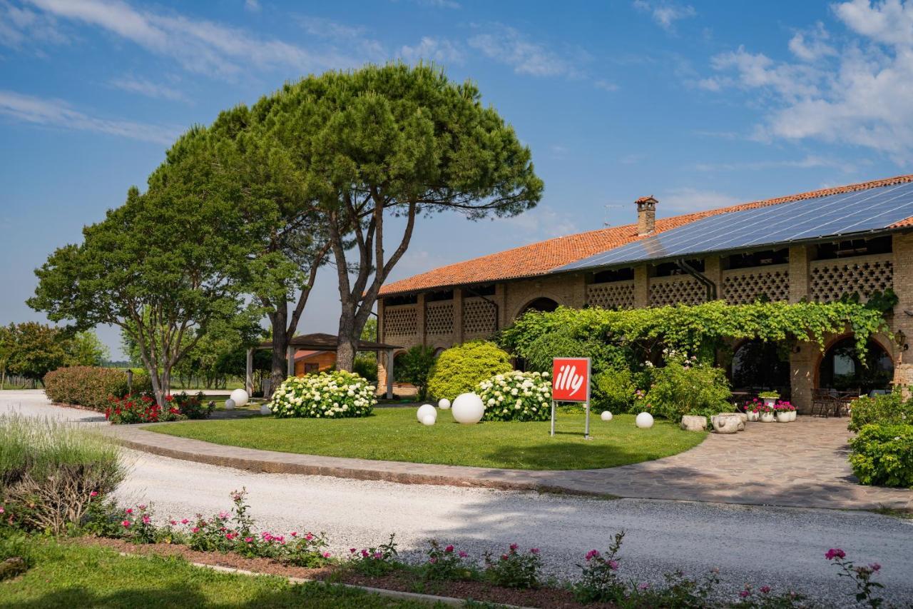 Agriturismo Isola Augusta 팔라쫄로델로스텔라 외부 사진