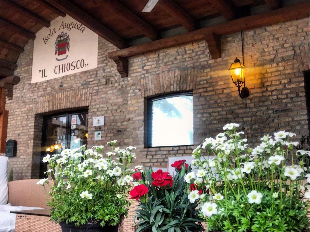 Agriturismo Isola Augusta 팔라쫄로델로스텔라 외부 사진